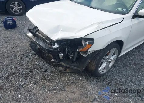 2014 Volkswagen Passat 1.8T Se из США, поврежденный, VIN 1VWBT7A38EC060354